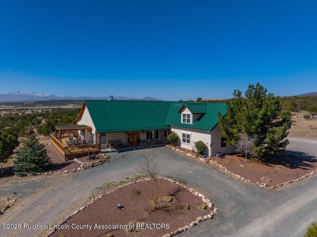 185 Fort Lone Tree Road