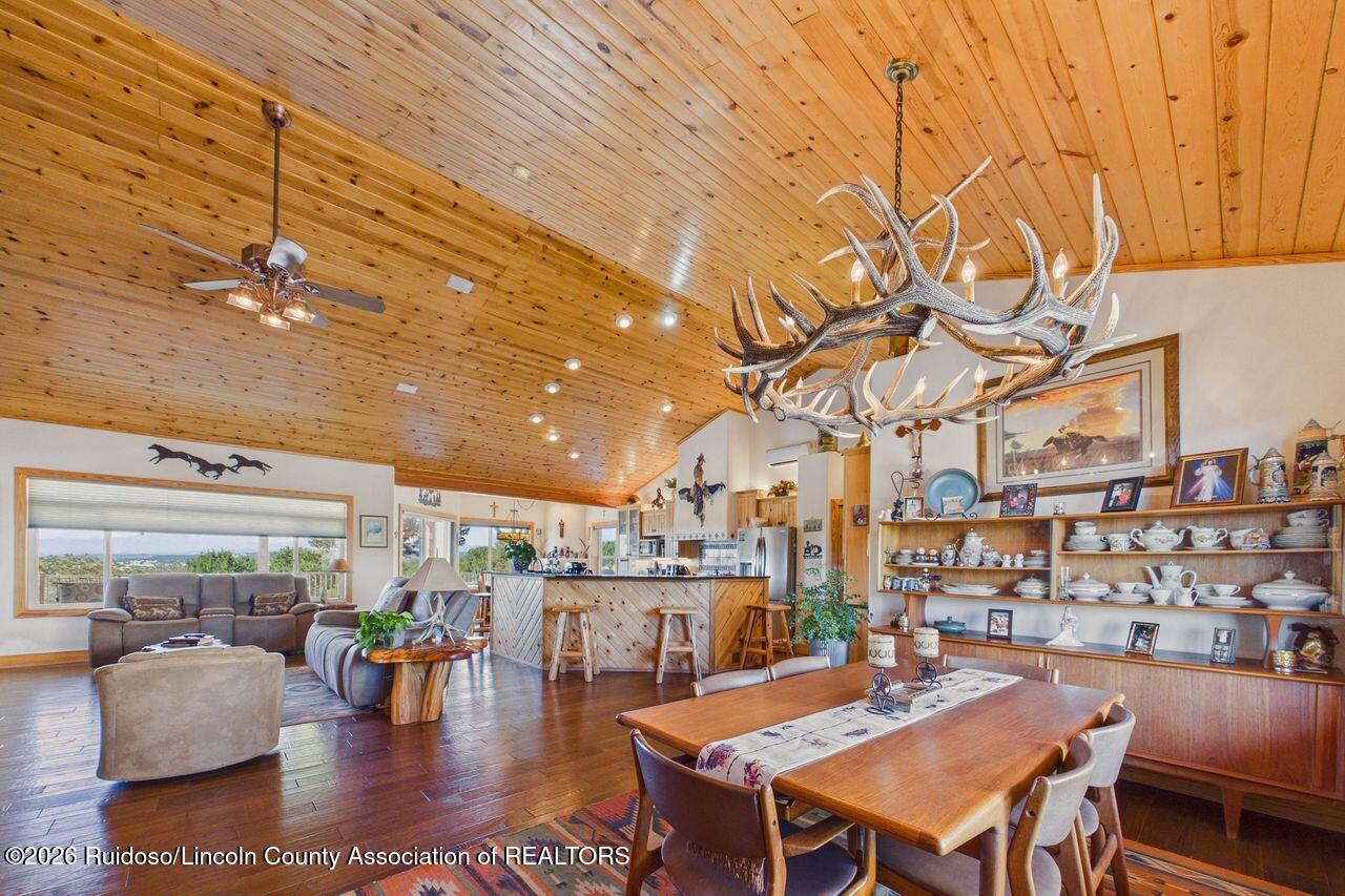 185 Fort Lone Tree Road