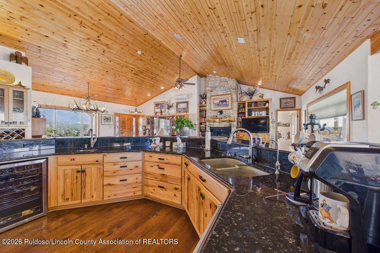 185 Fort Lone Tree Road