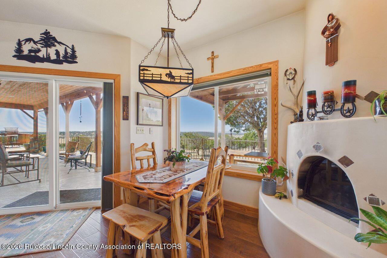 185 Fort Lone Tree Road