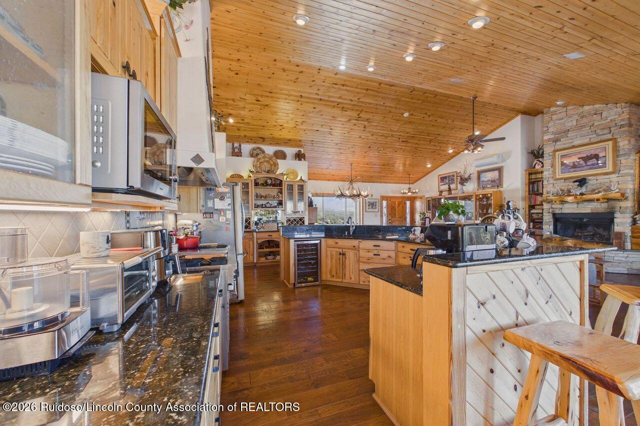 185 Fort Lone Tree Road