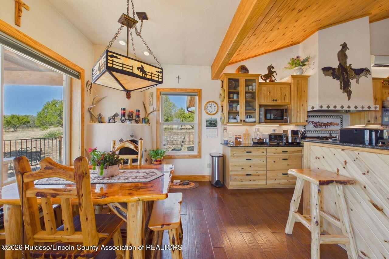 185 Fort Lone Tree Road