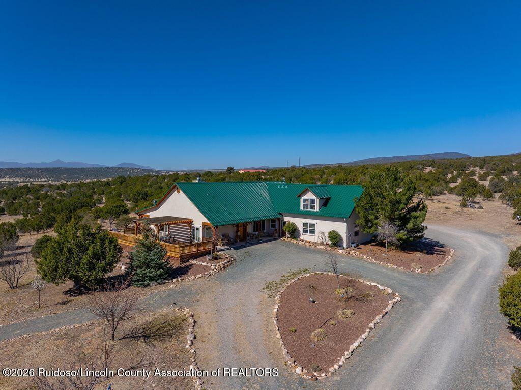 185 Fort Lone Tree Road