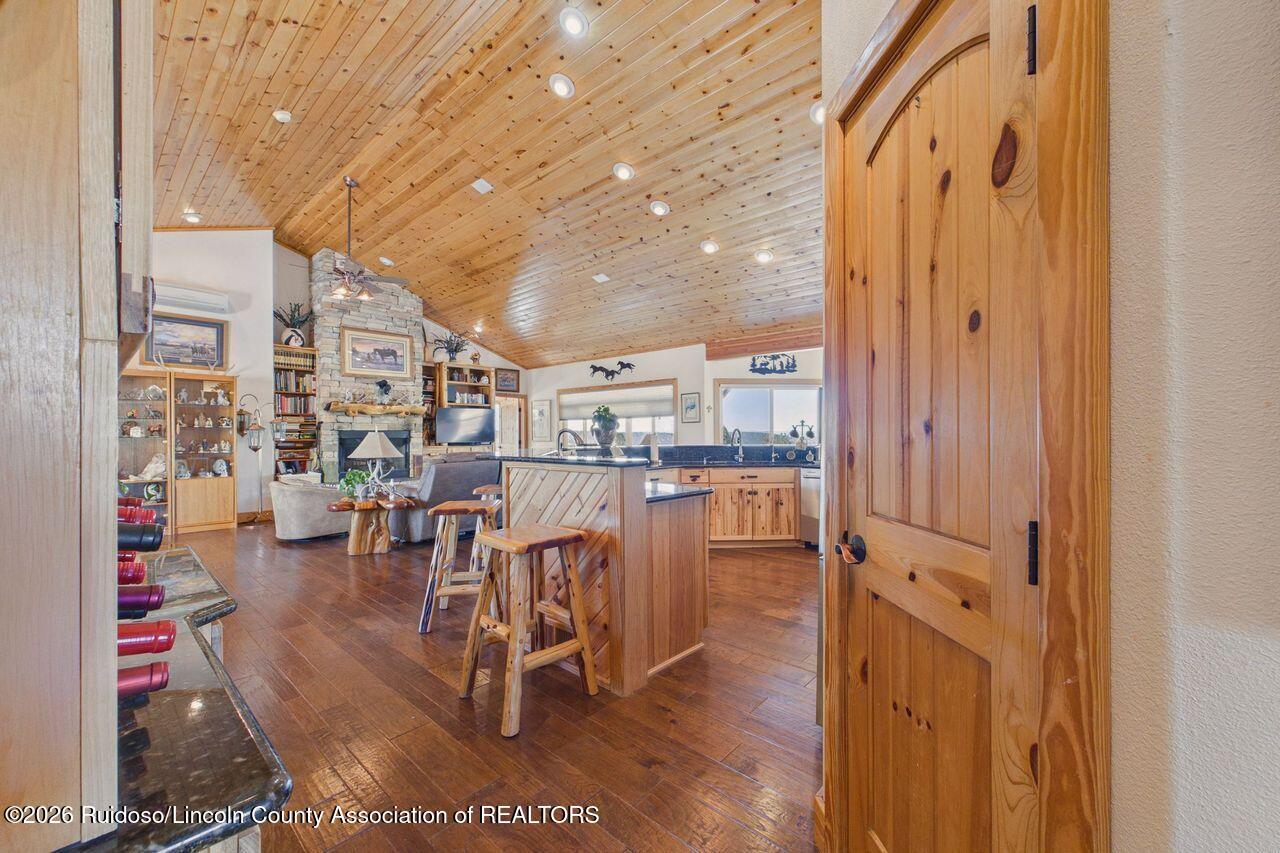 185 Fort Lone Tree Road