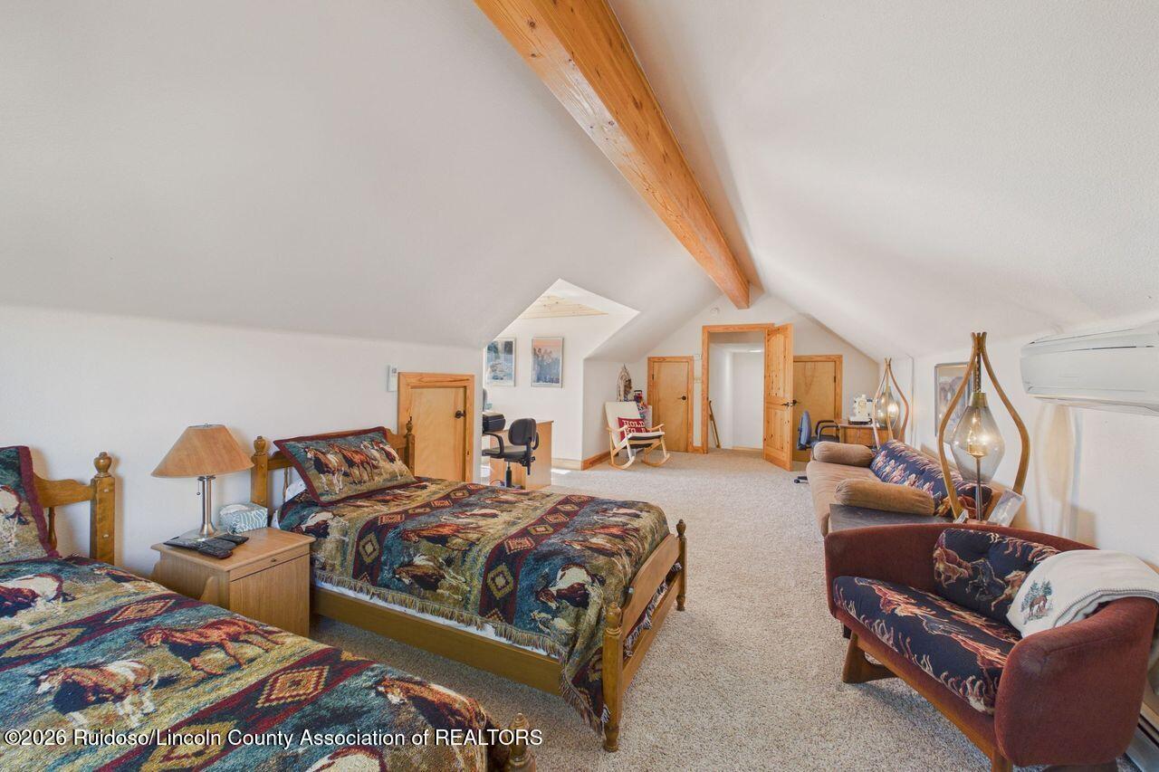 185 Fort Lone Tree Road