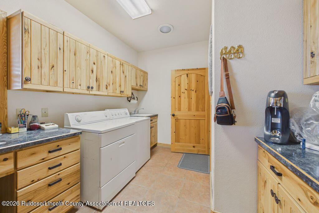 185 Fort Lone Tree Road