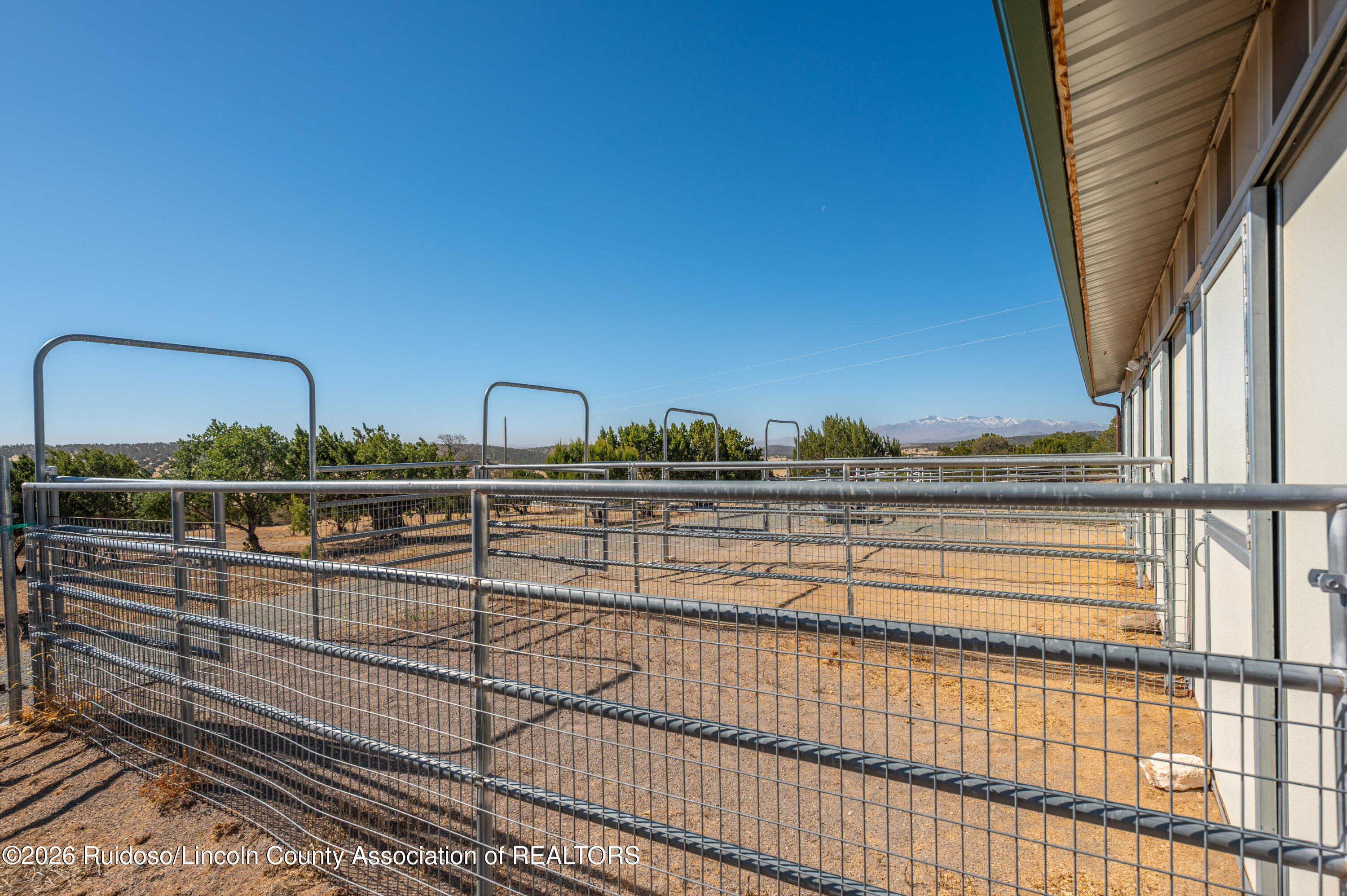 185 Fort Lone Tree Road