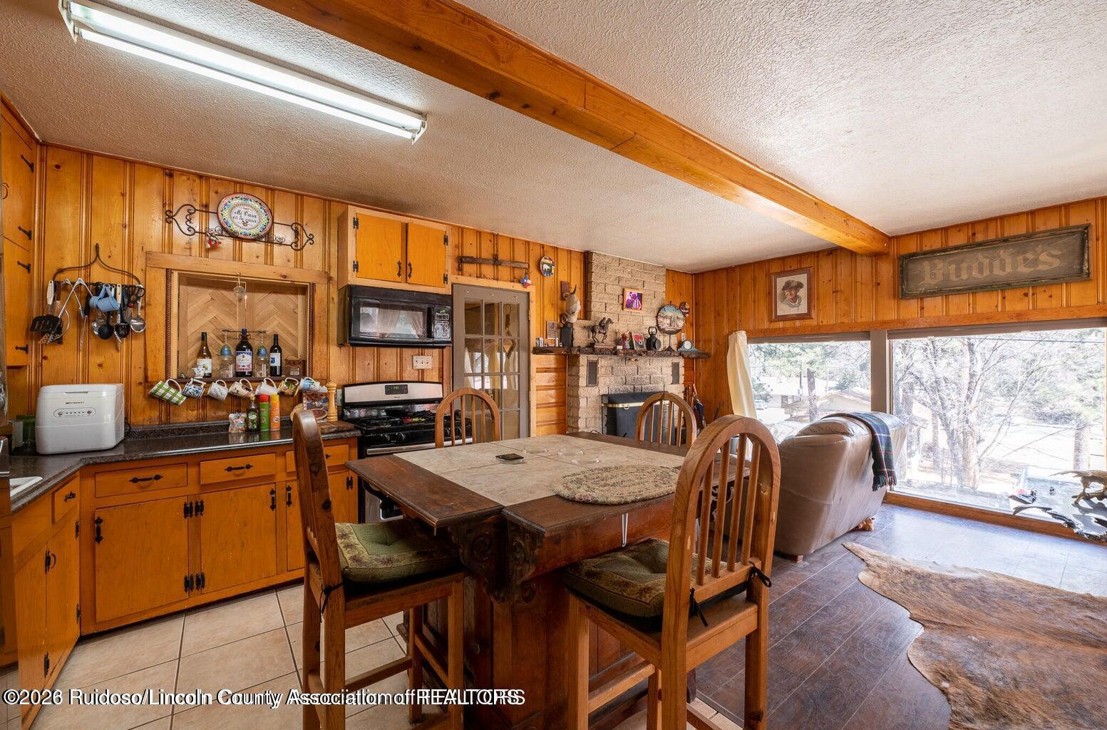 207 Carters Lane