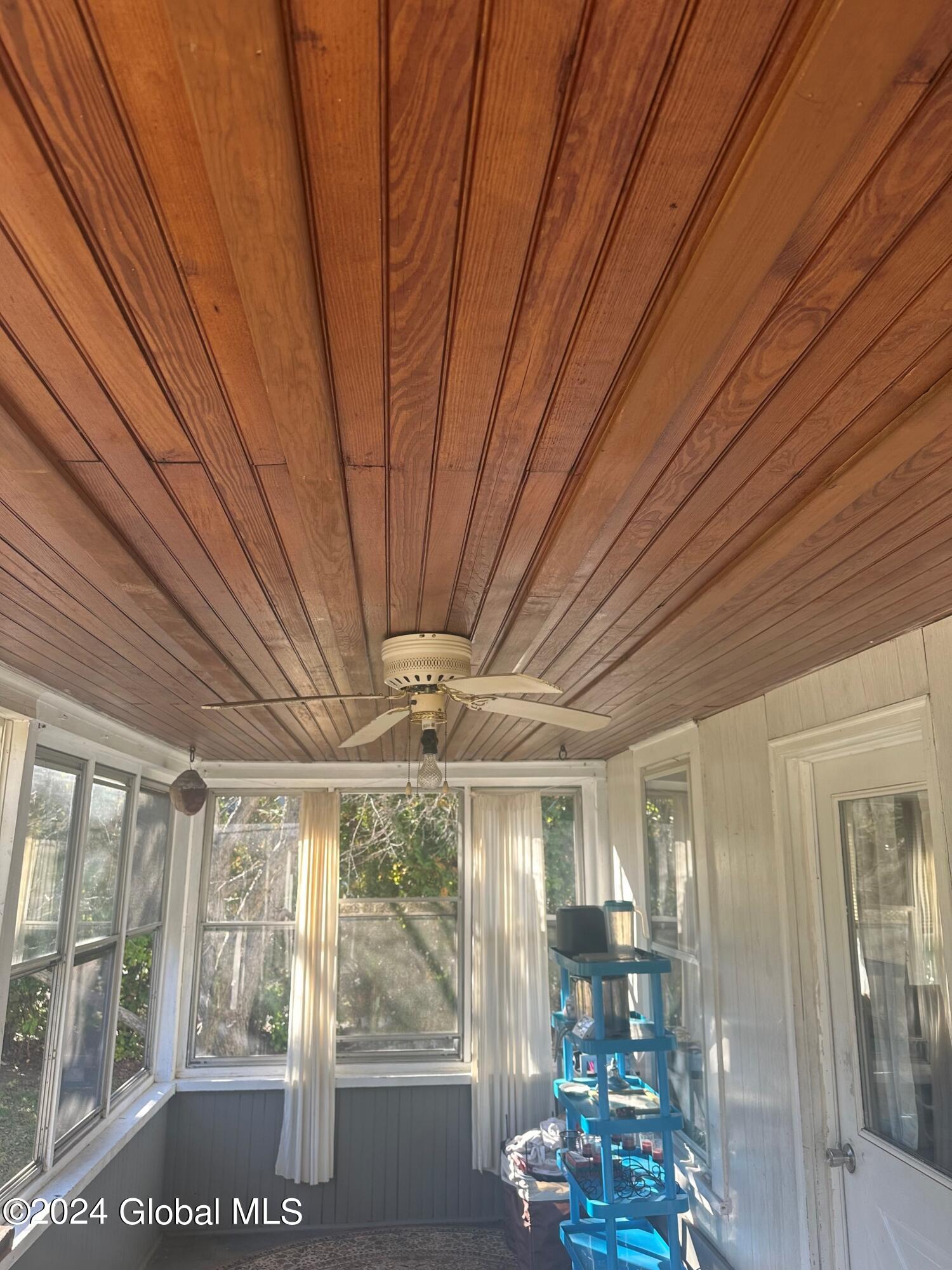 9 Carpenter Lane