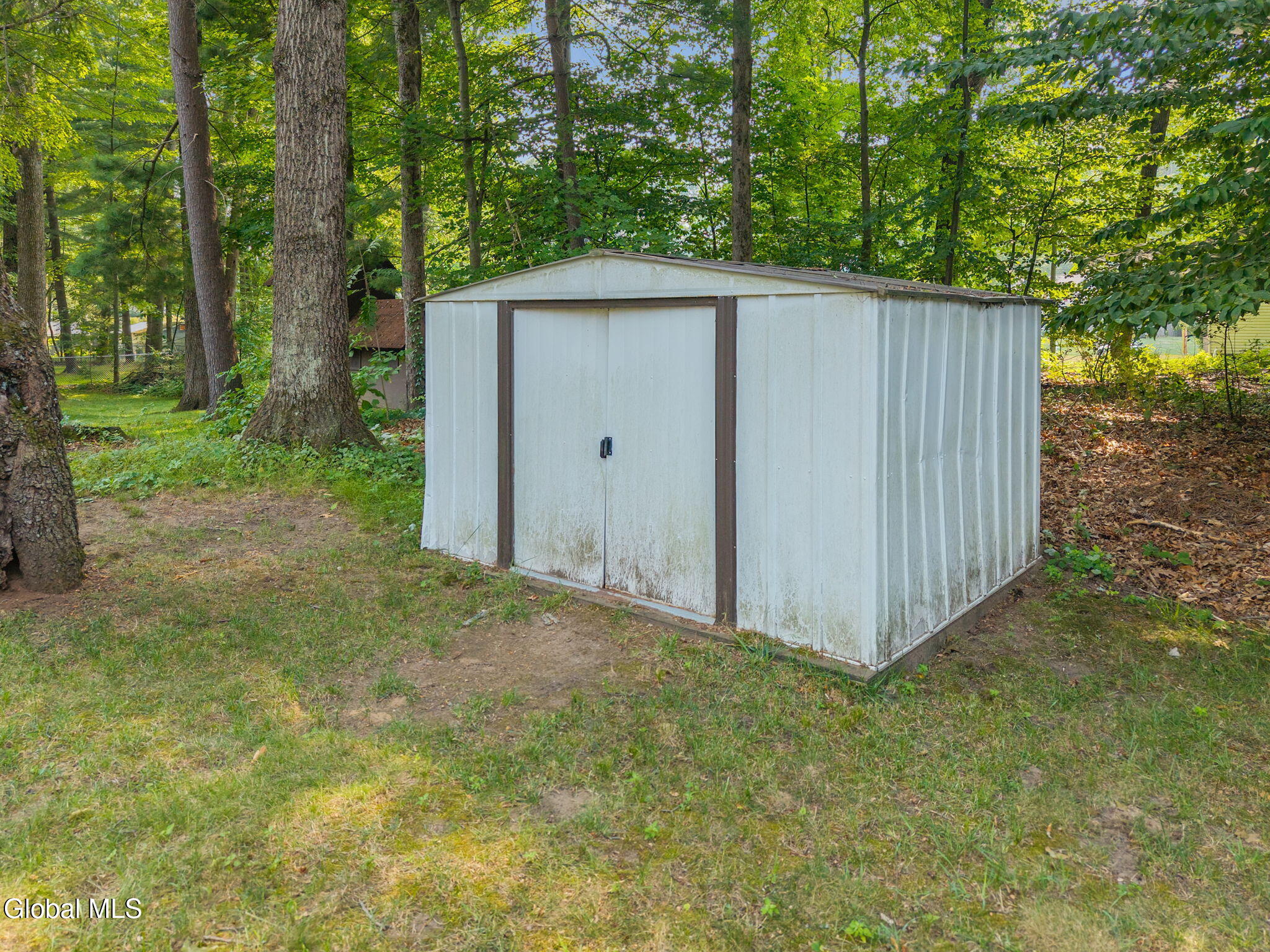 8 Dorsman Drive