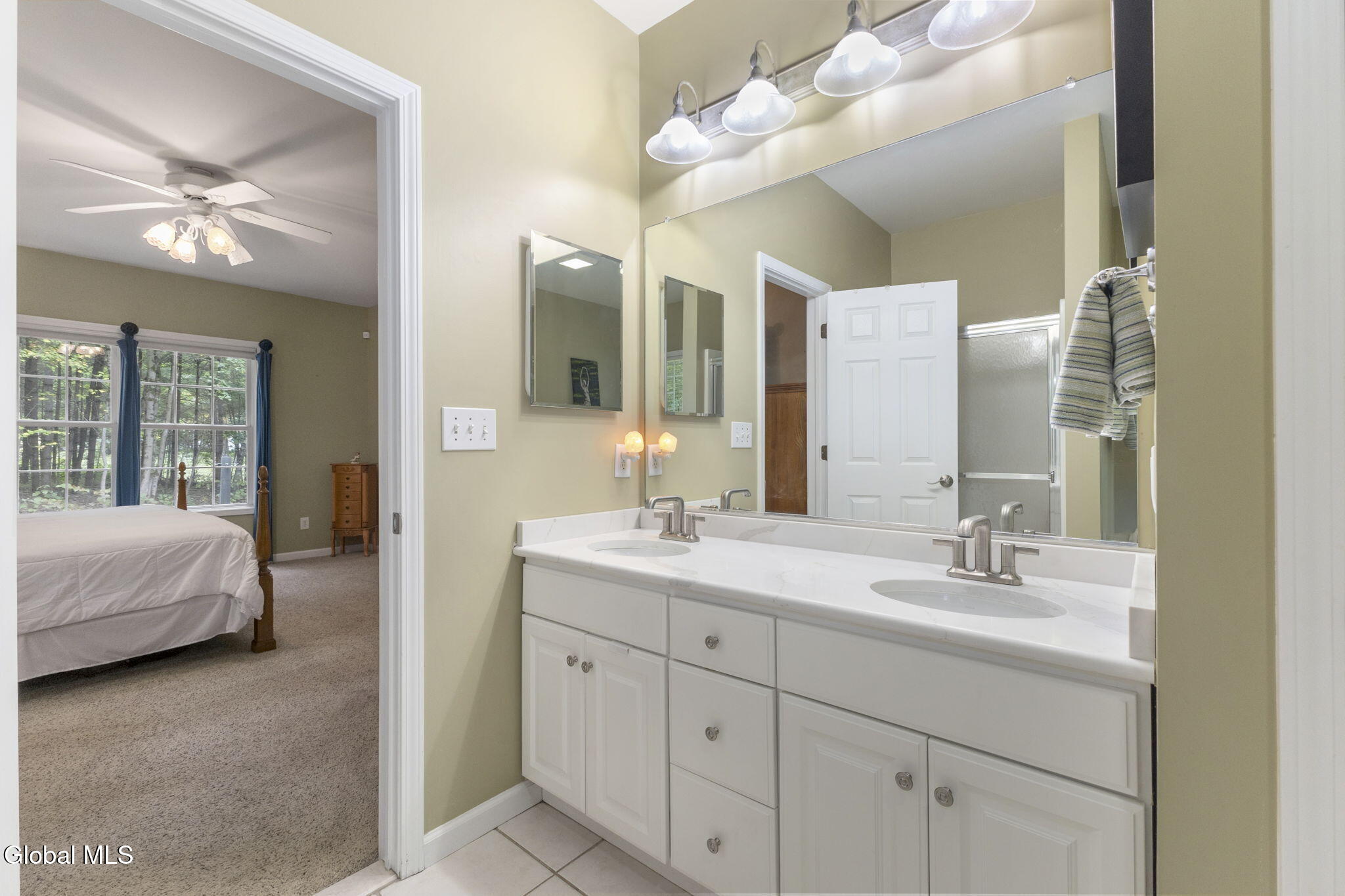 2 Huntington Court