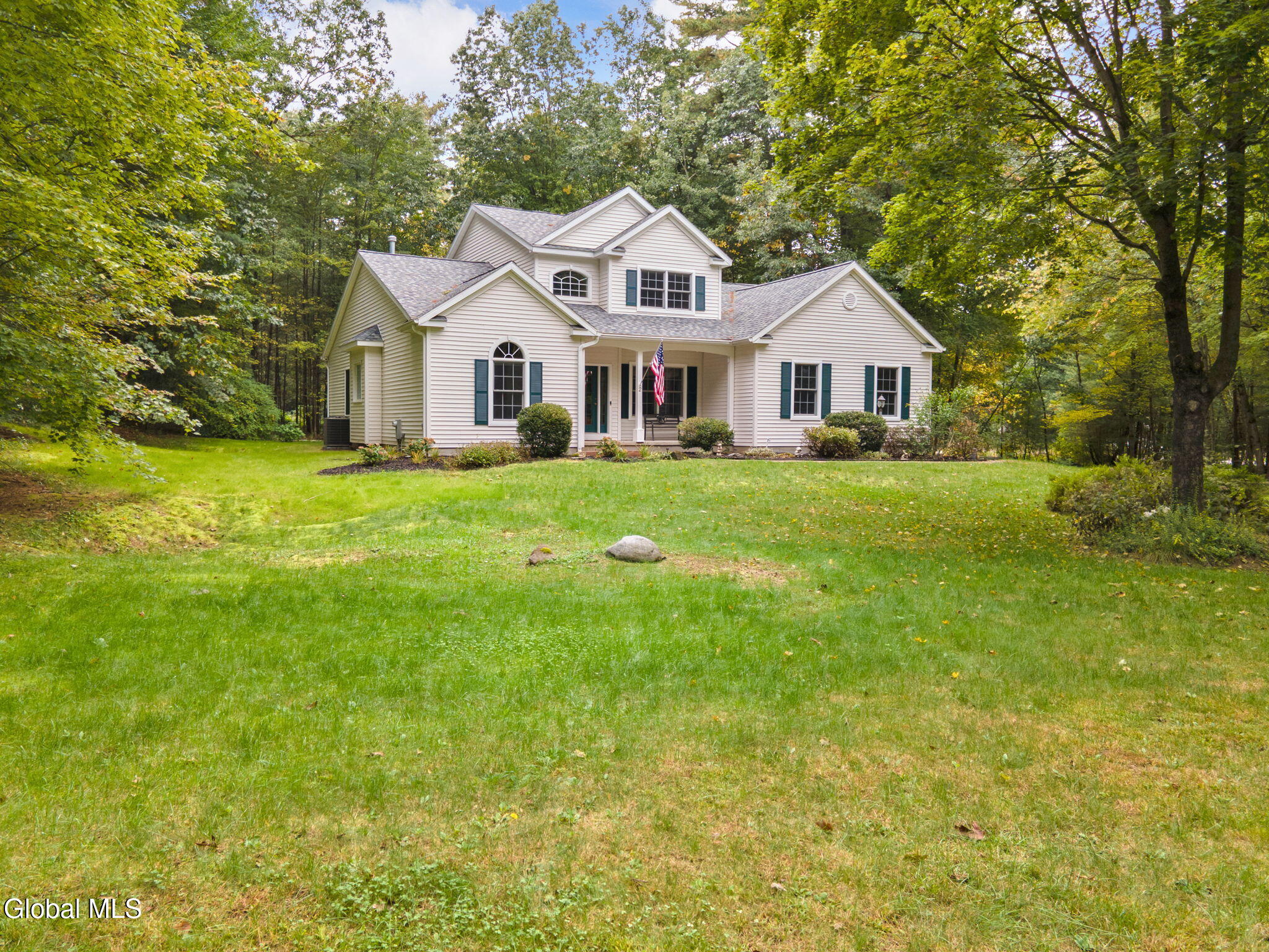 2 Huntington Court