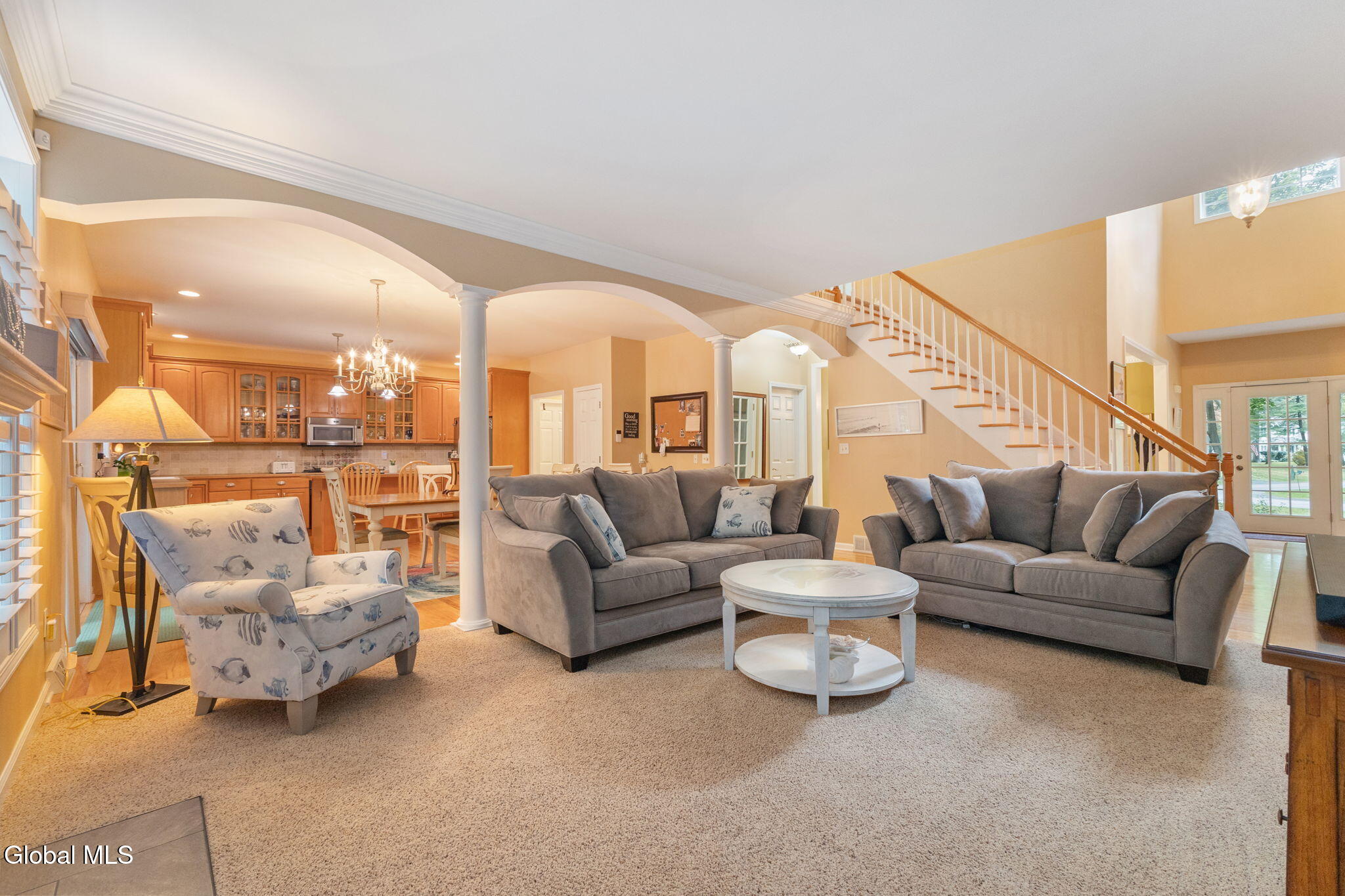 2 Huntington Court