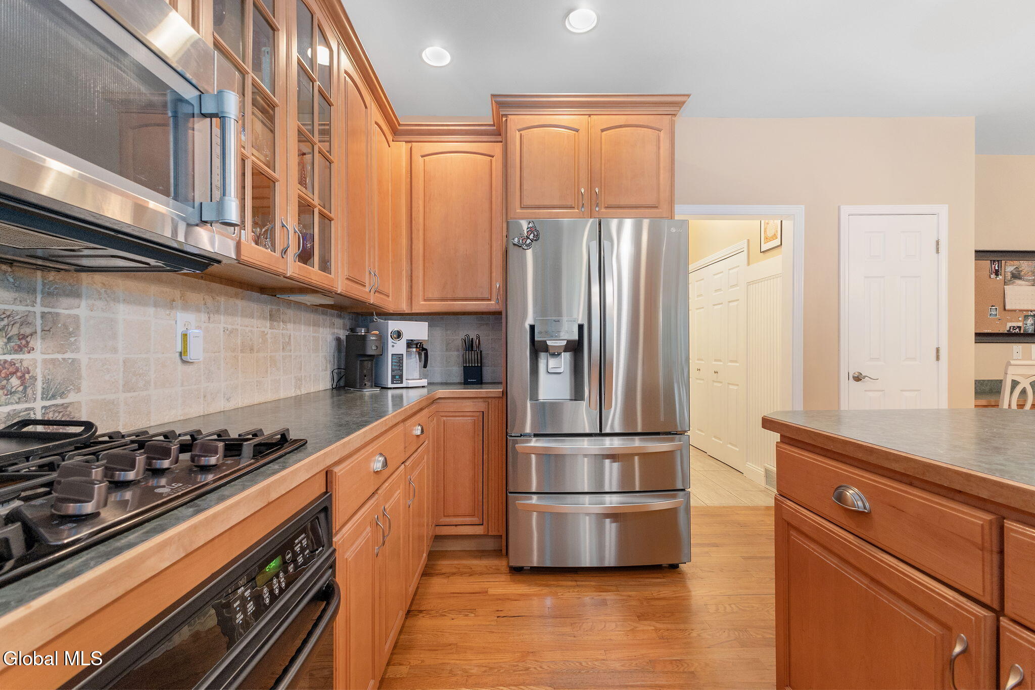 2 Huntington Court