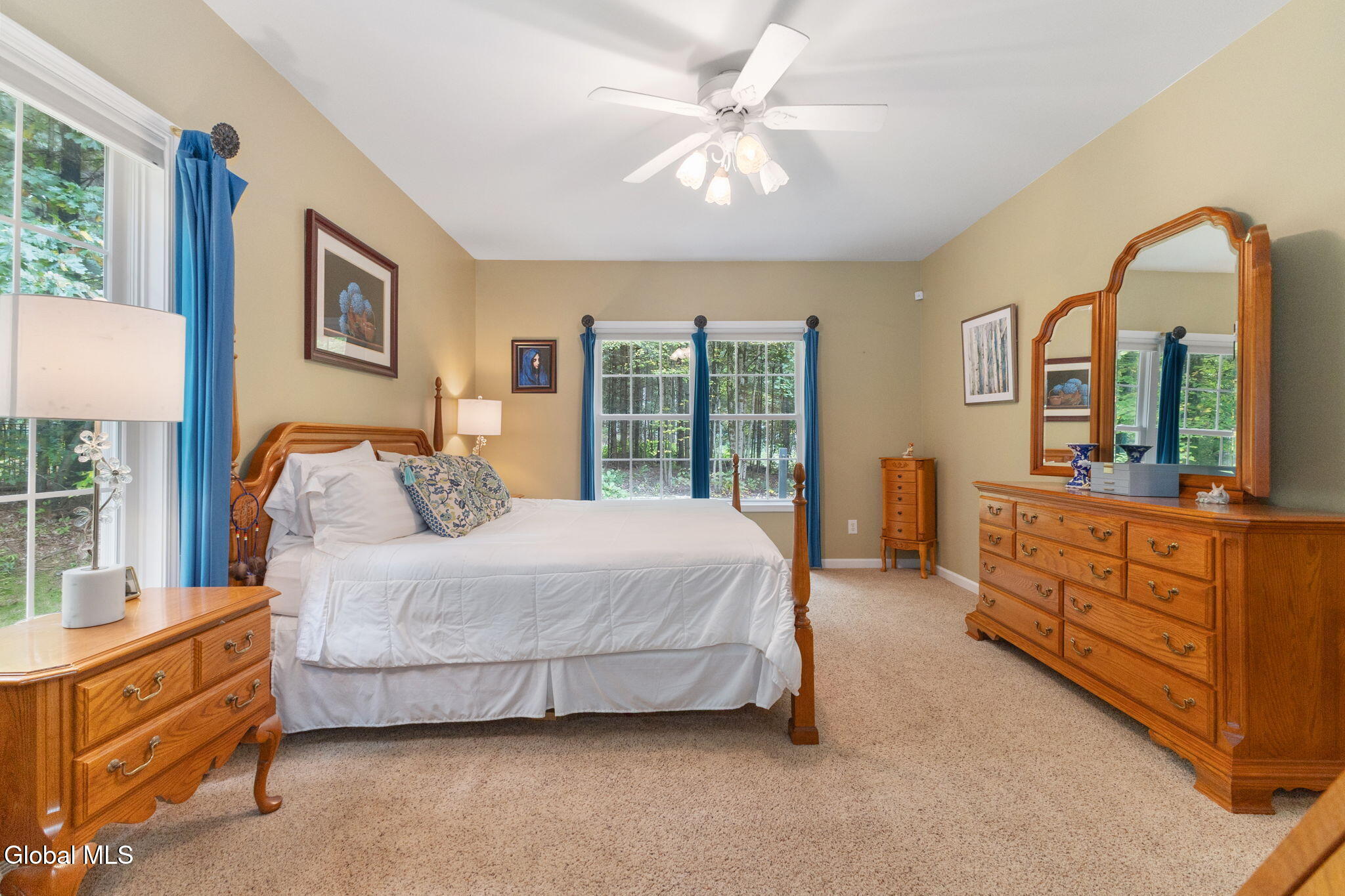 2 Huntington Court