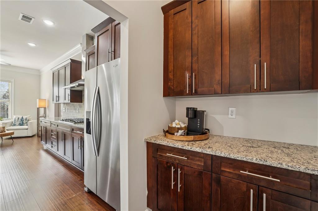 3427 Dockside Shores Drive