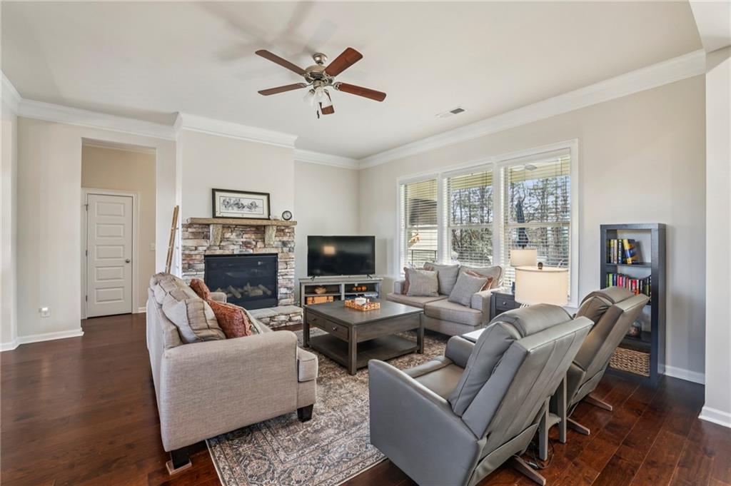 3427 Dockside Shores Drive