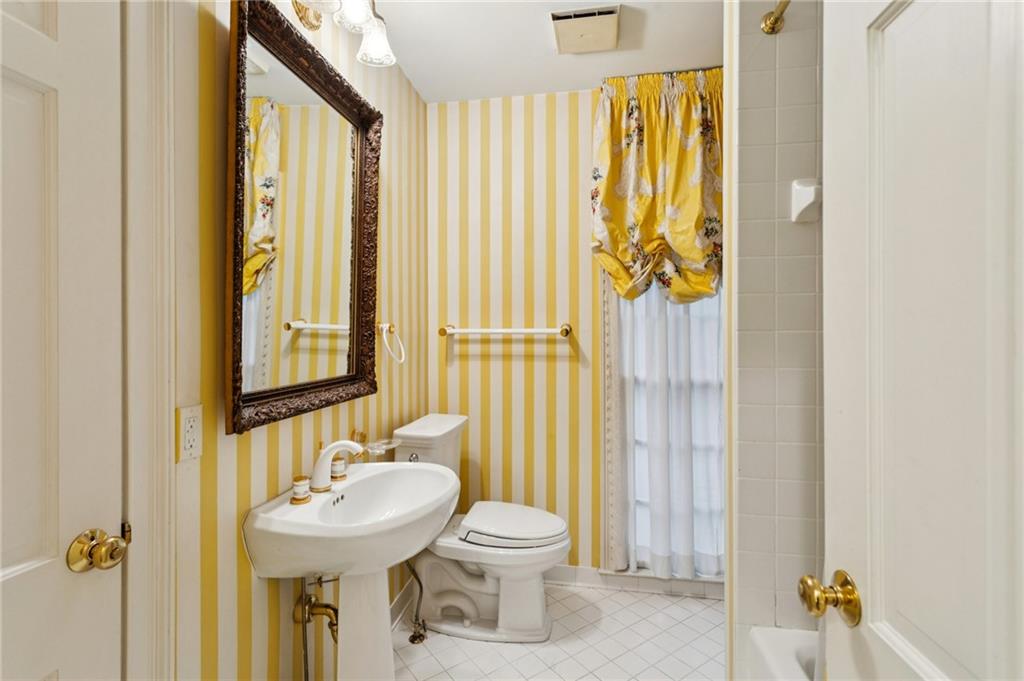 3647 Cloudland Drive NW