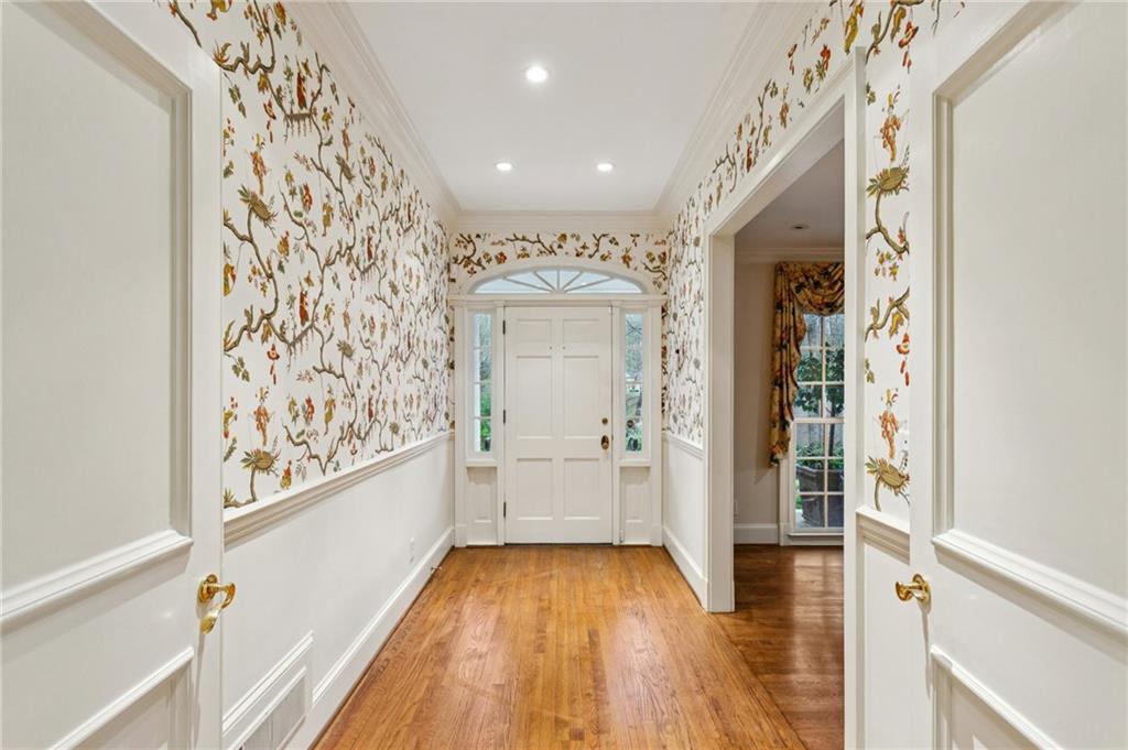 3647 Cloudland Drive NW