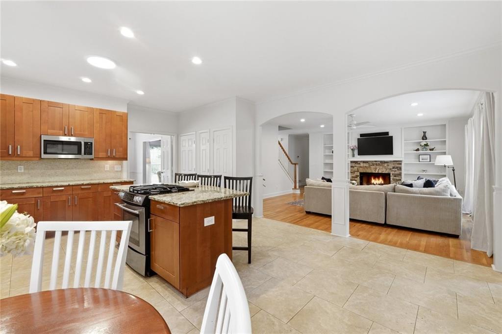 1095 Laurian Park Drive