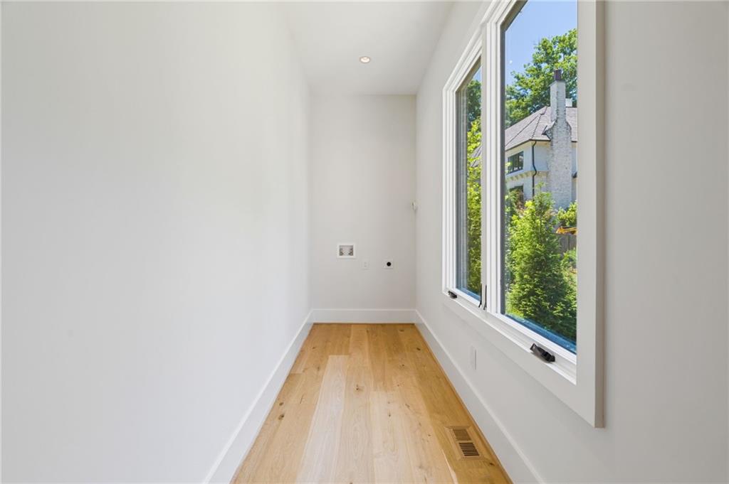825 Kenry Court