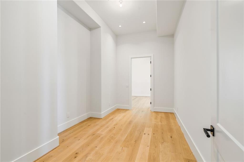 825 Kenry Court