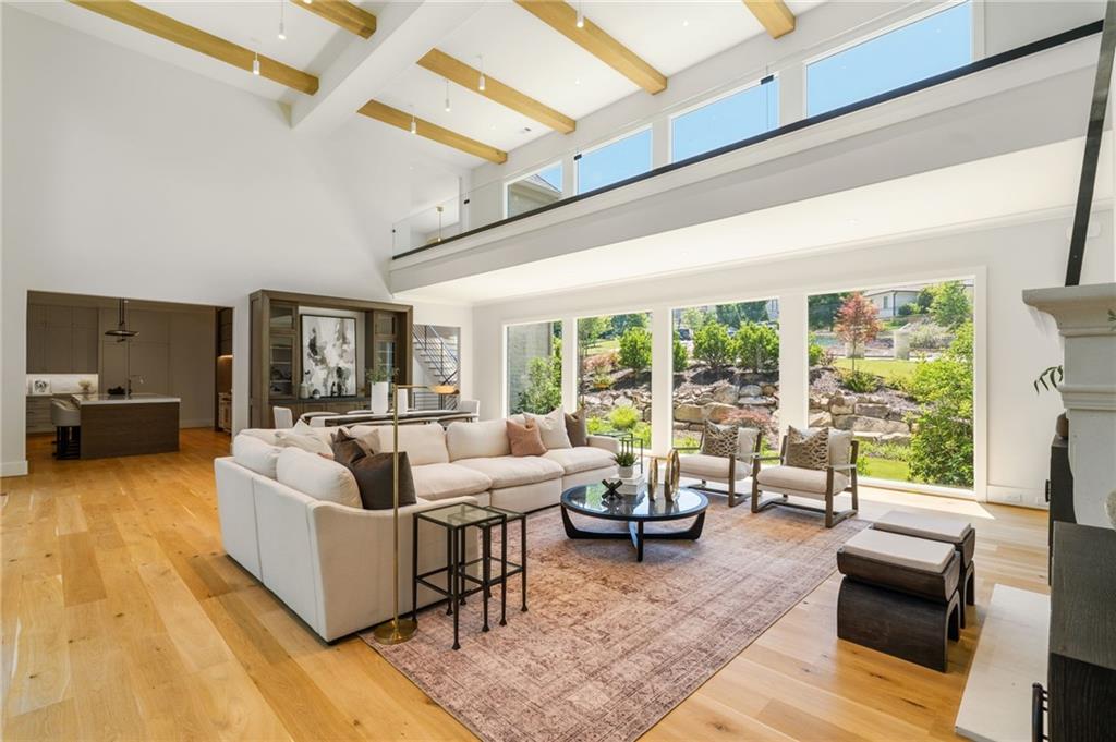 825 Kenry Court
