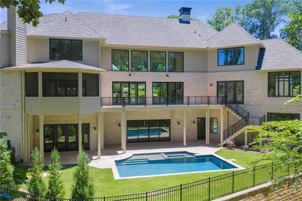 825 Kenry Court
