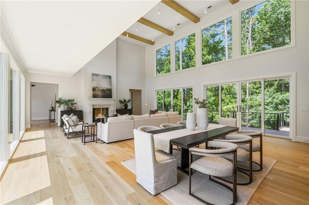 825 Kenry Court