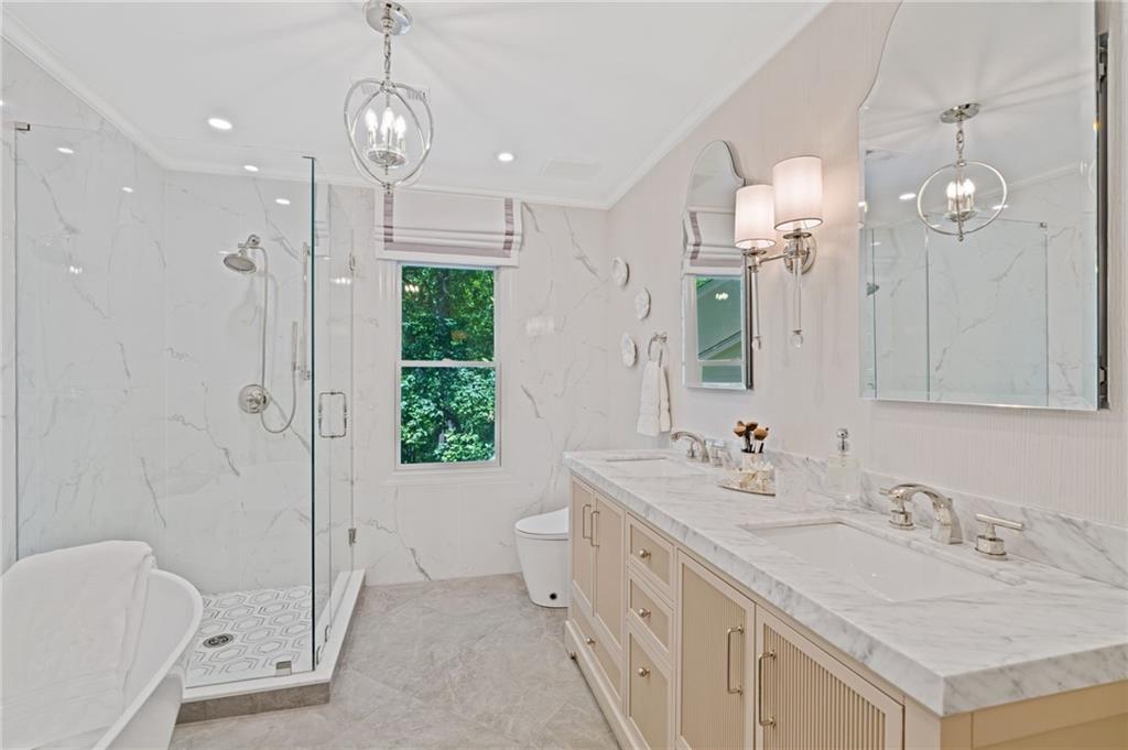 20 Pointe Terrace SE