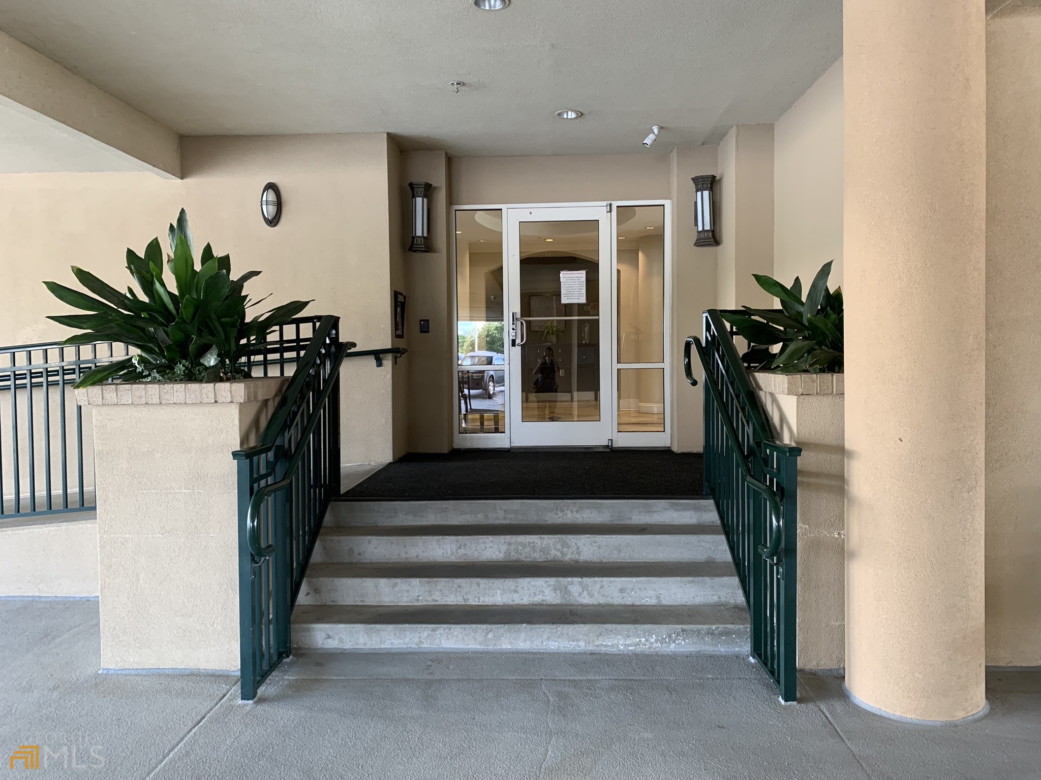230 E Ponce De Leon Avenue # 308