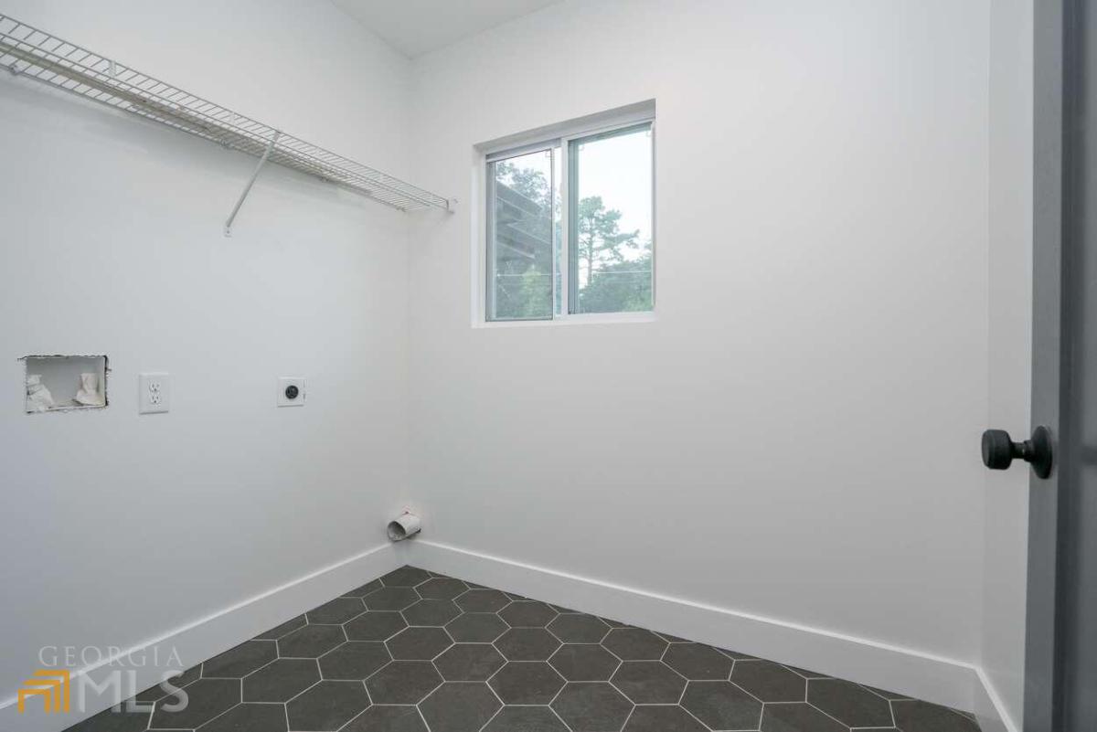 2658 Miriam Lane