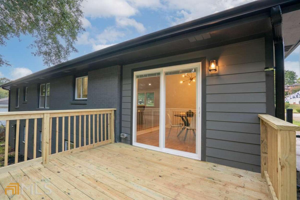 2658 Miriam Lane