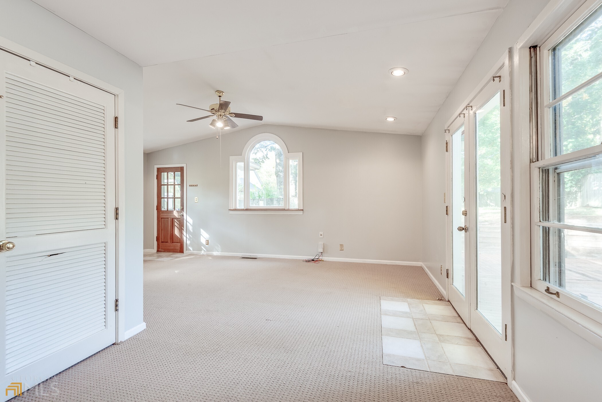 3012 Surrey Lane