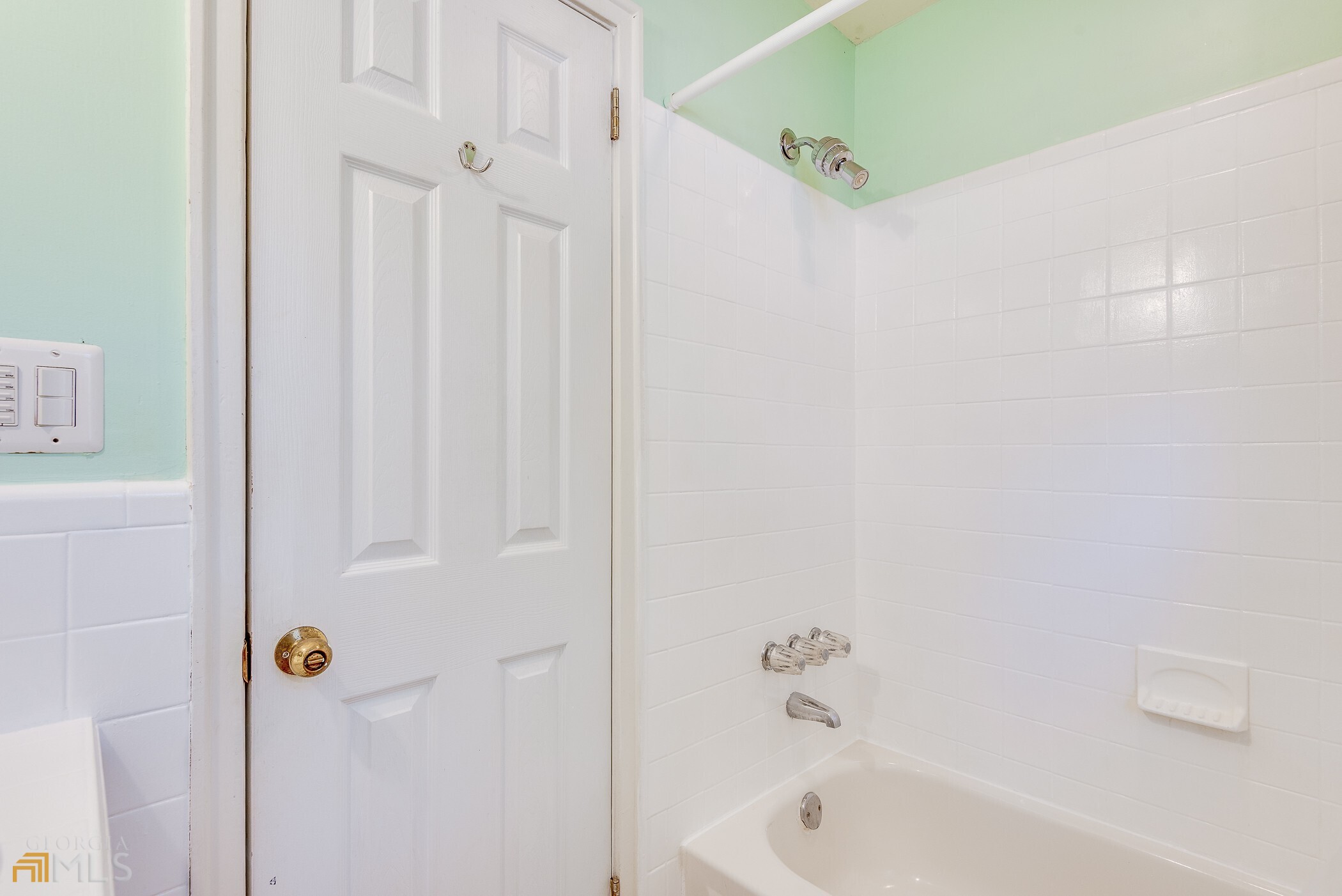 3012 Surrey Lane