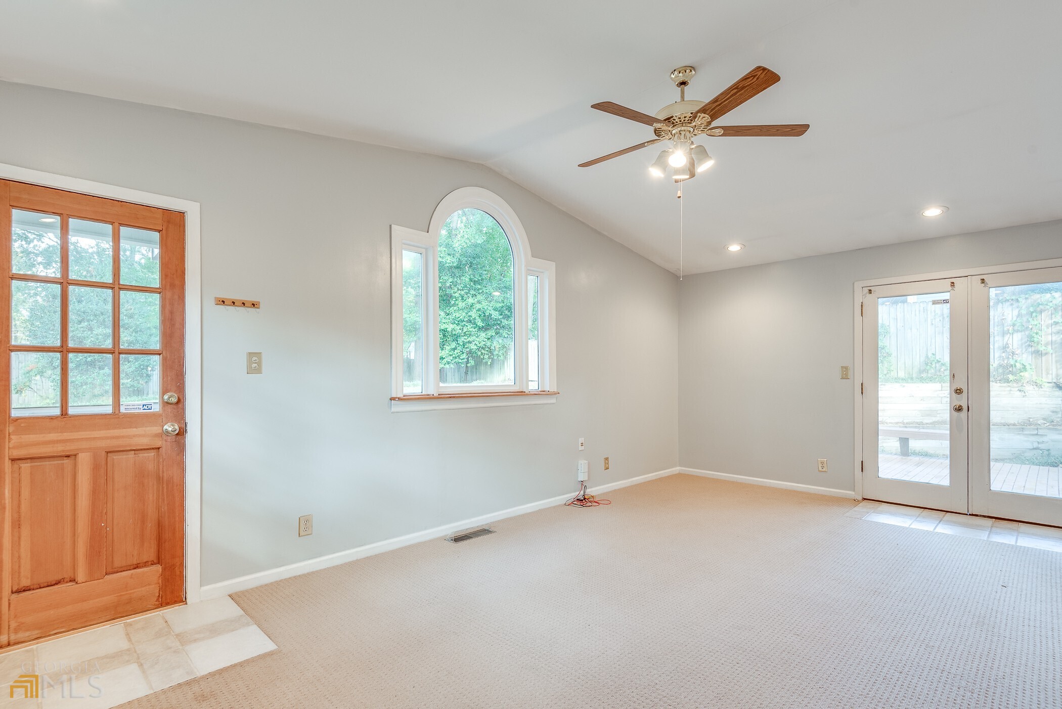 3012 Surrey Lane