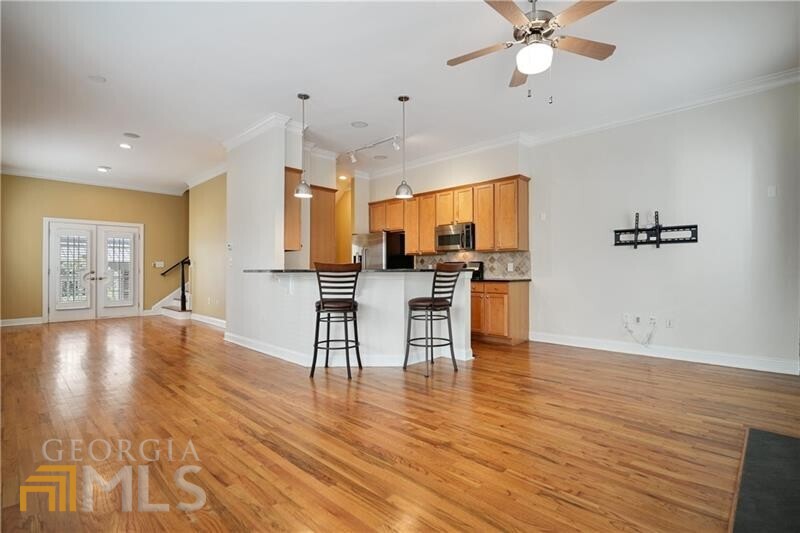 264 Carlyle Park Drive NE