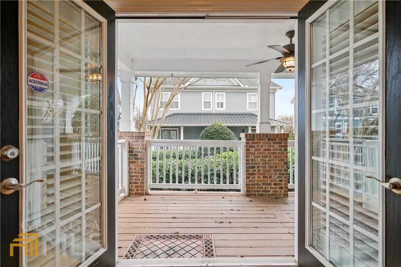 264 Carlyle Park Drive NE