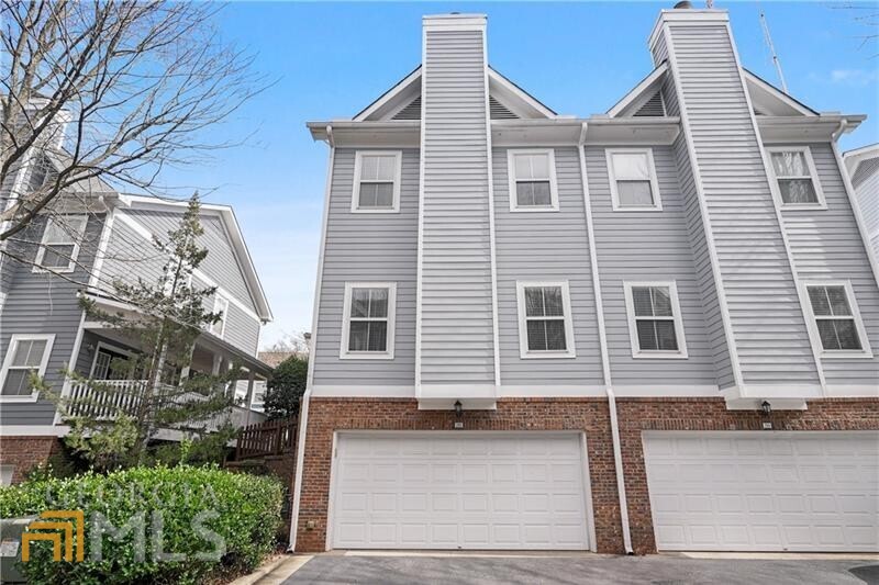 264 Carlyle Park Drive NE