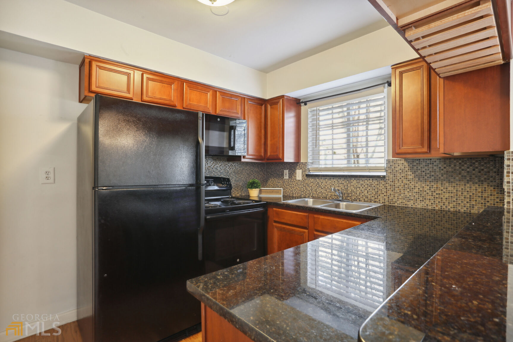 6940 Roswell Rd NE # 25F