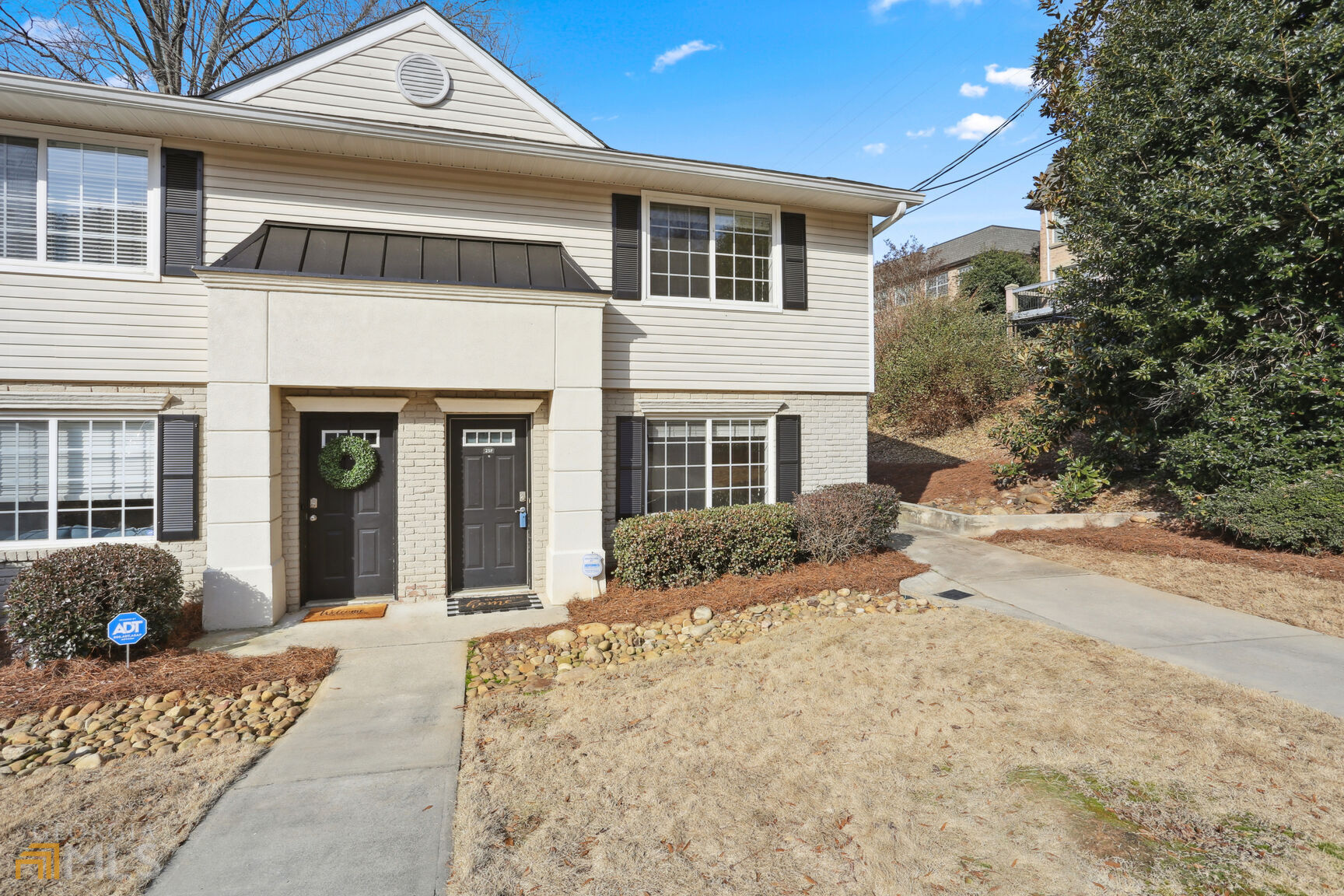 6940 Roswell Rd NE # 25F