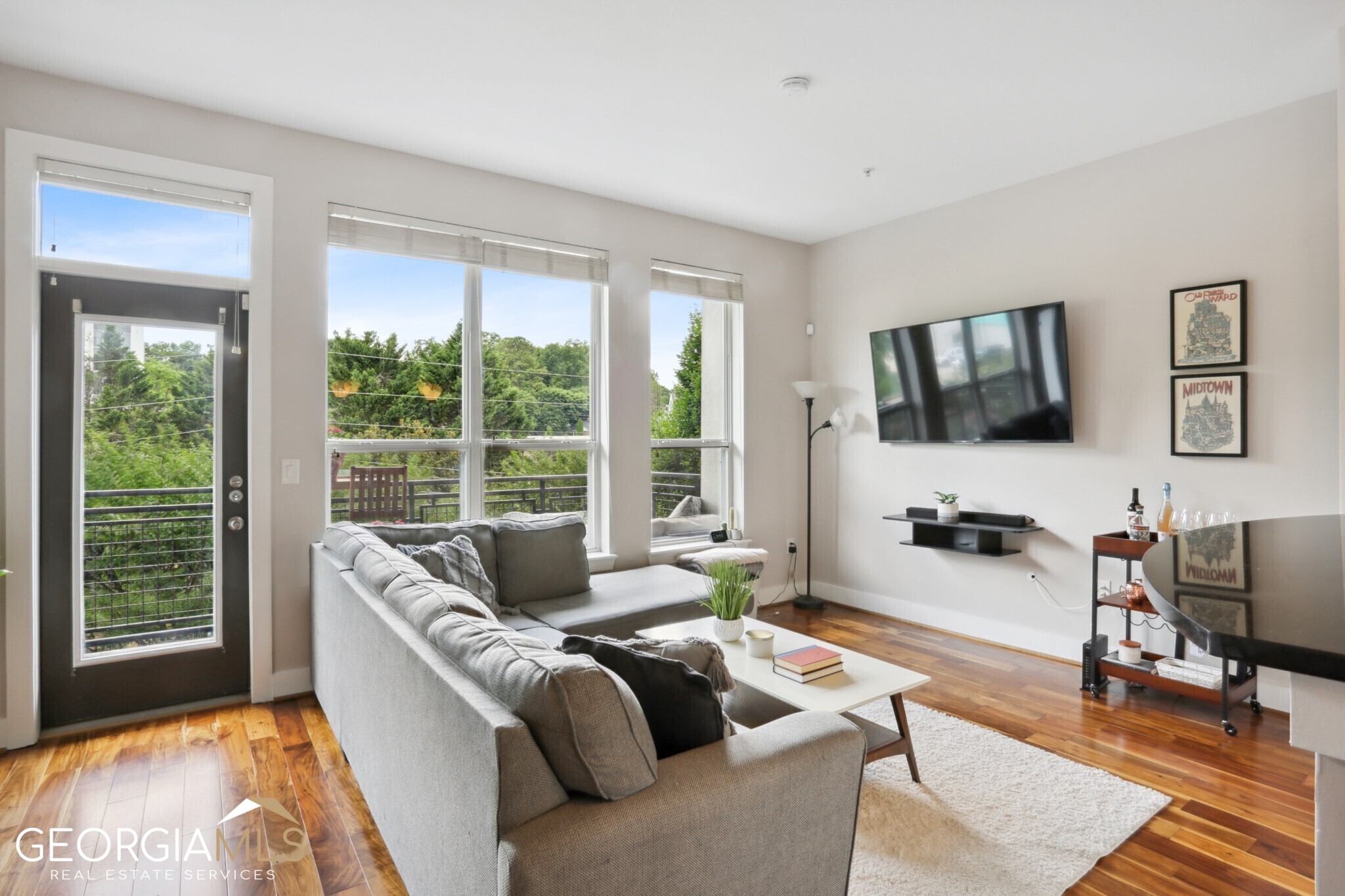 747 Ralph Mcgill Boulevard NE # 323