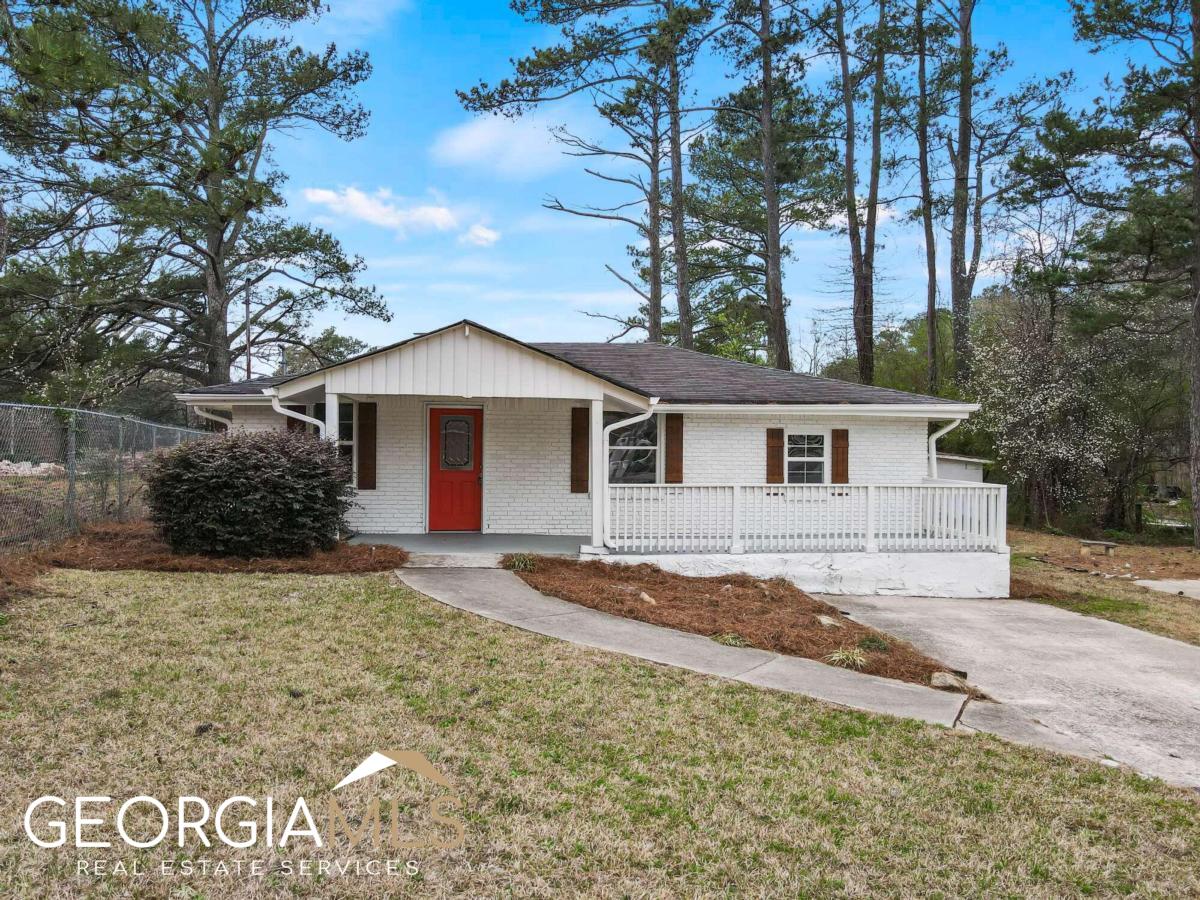 1891 Granade Road SW