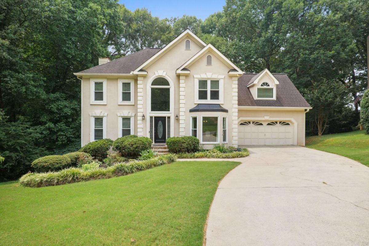 3620 Robinson Walk Drive