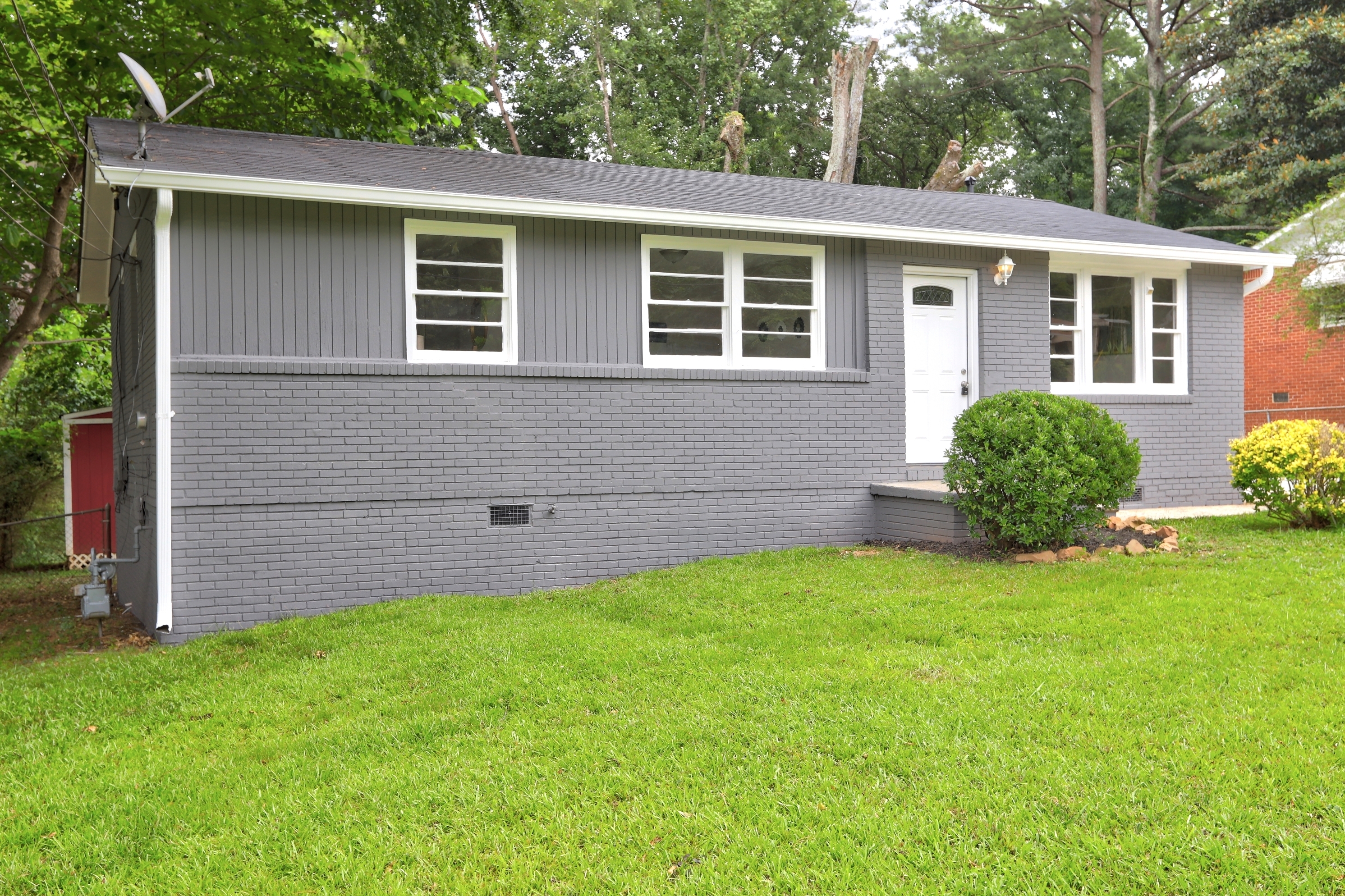 3341 Villa Circle SE