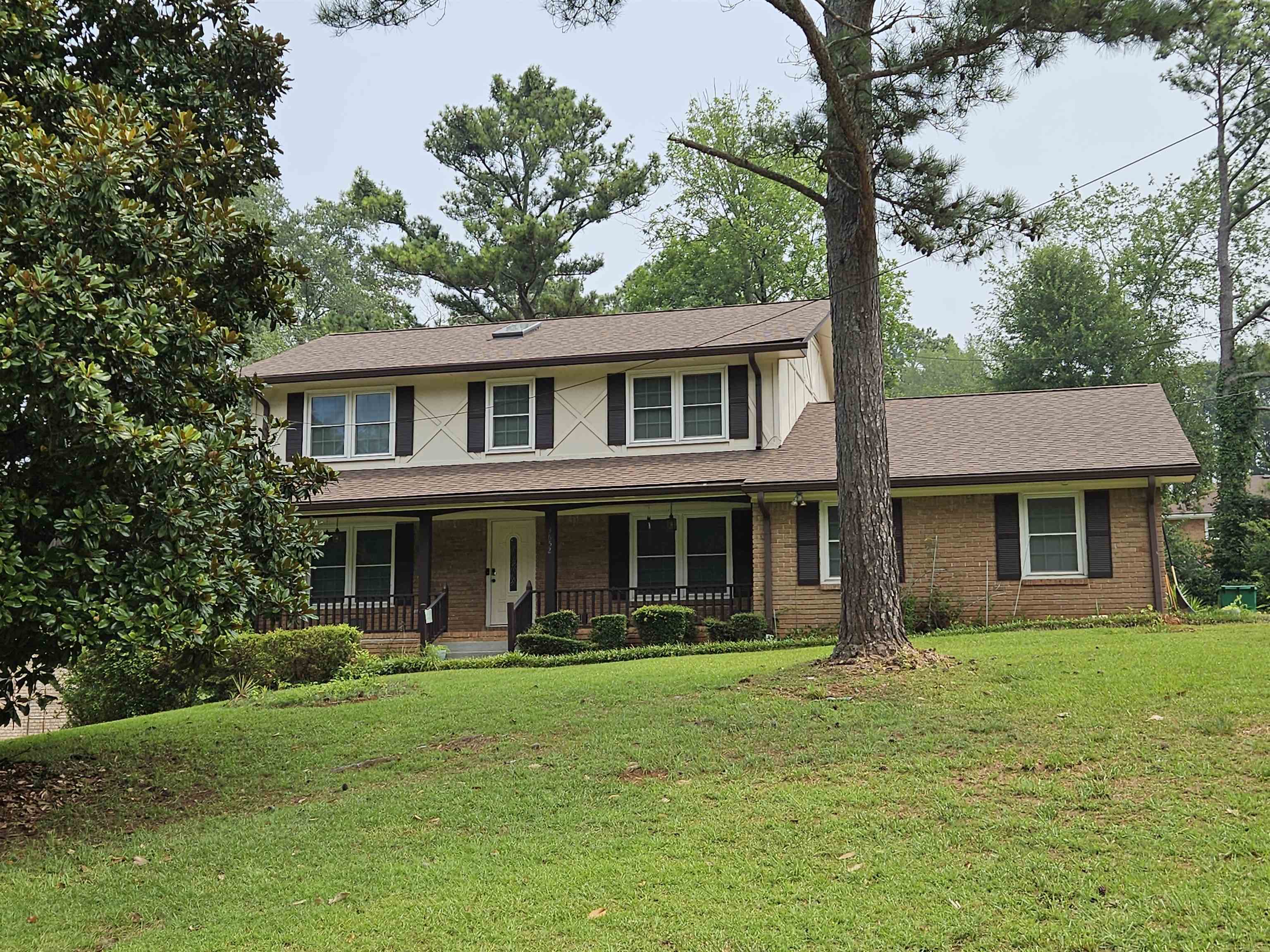 3652 Greentree Farms Drive