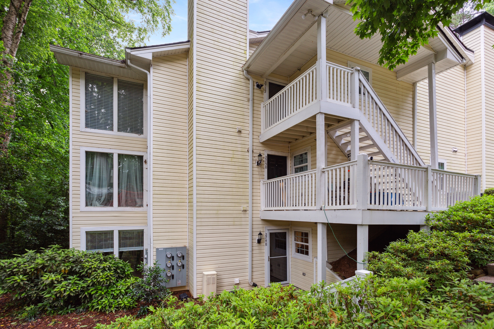 2748 Saint Augustine Trail SE