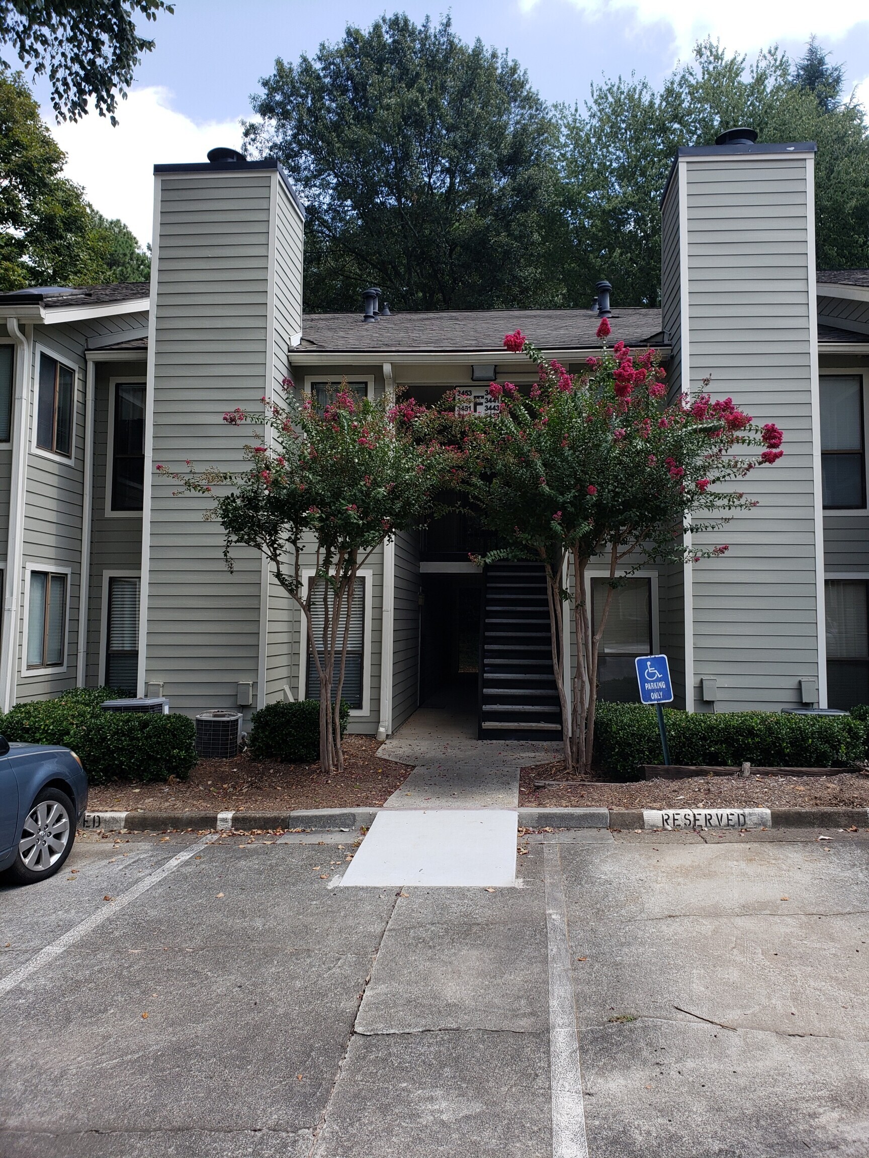 3451 Ivys Walk