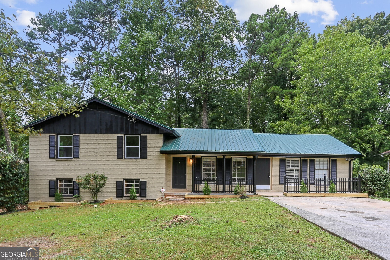 1092 Nielsen Drive