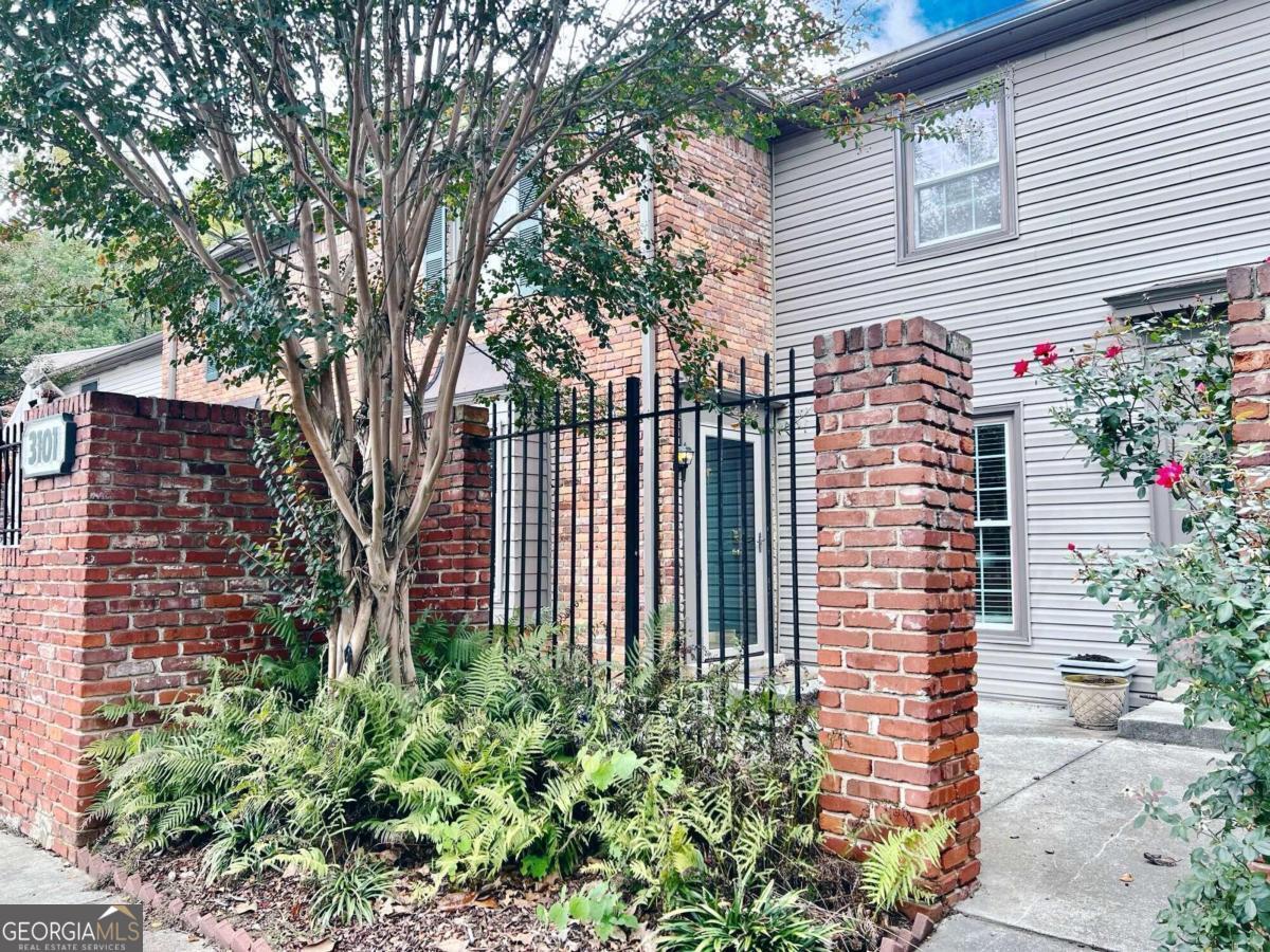 3101 Colonial Way # H